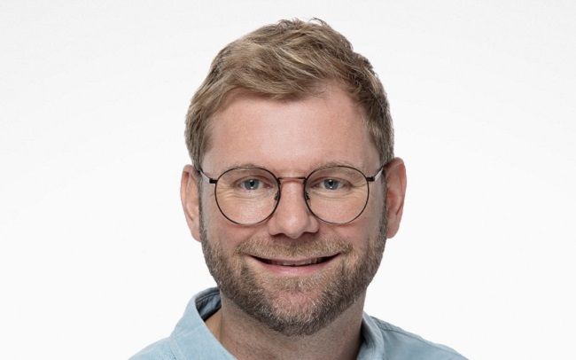 Dani Sacher, UPI, Formazione alla guida